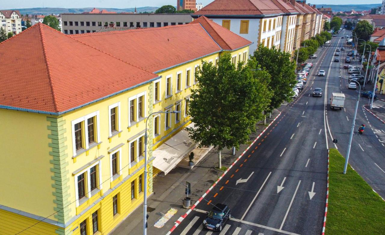 Joyme Hotel Sibiu Bagian luar foto