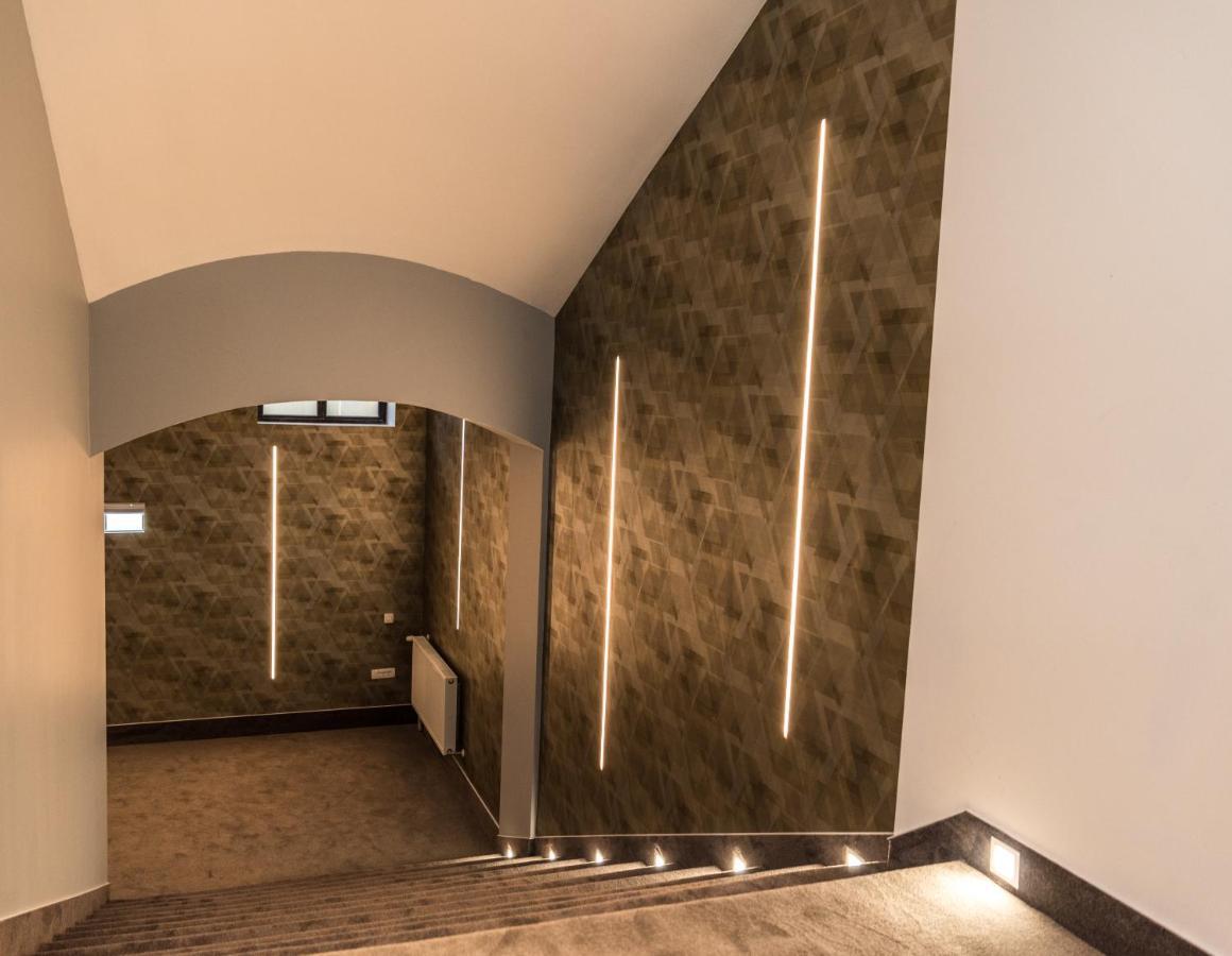 Joyme Hotel Sibiu Bagian luar foto