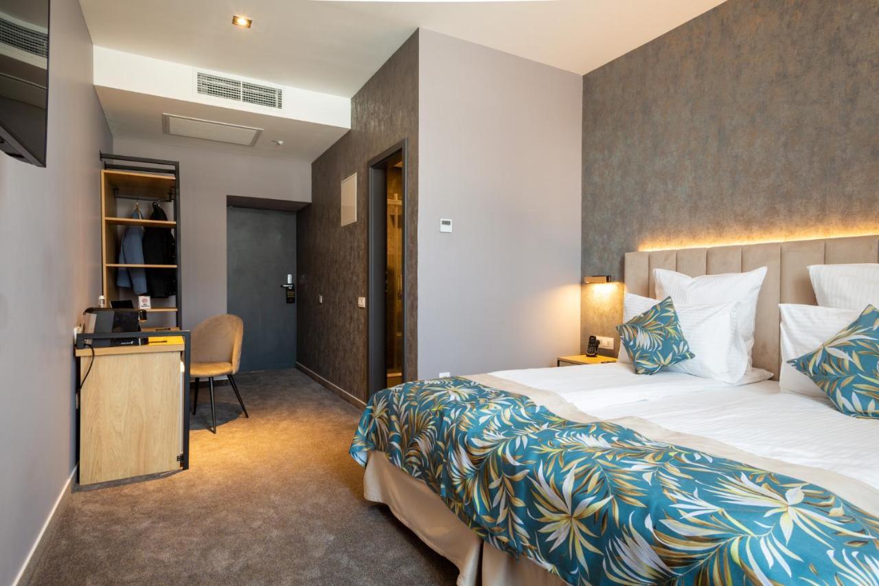 Joyme Hotel Sibiu Bagian luar foto