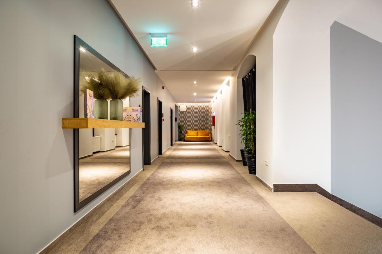 Joyme Hotel Sibiu Bagian luar foto
