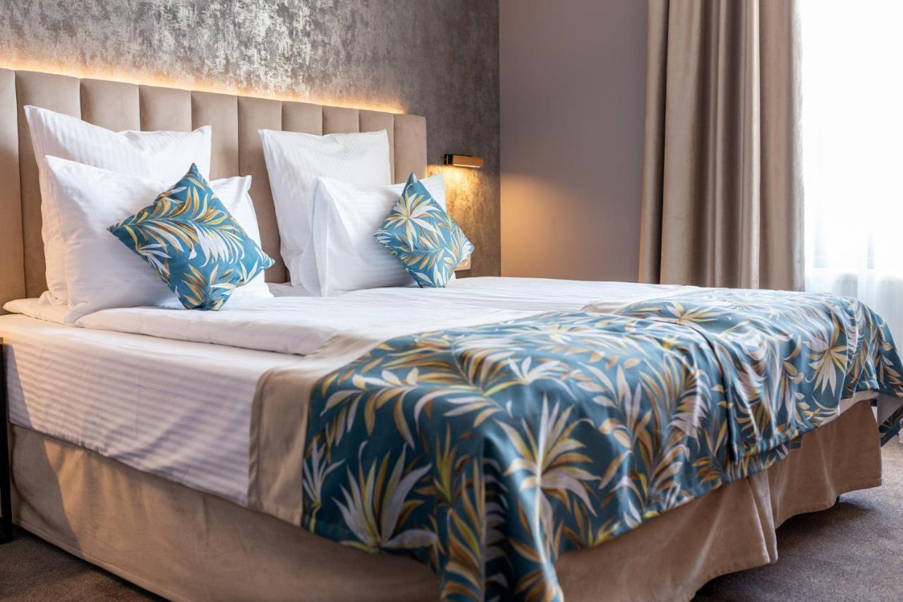 Joyme Hotel Sibiu Bagian luar foto